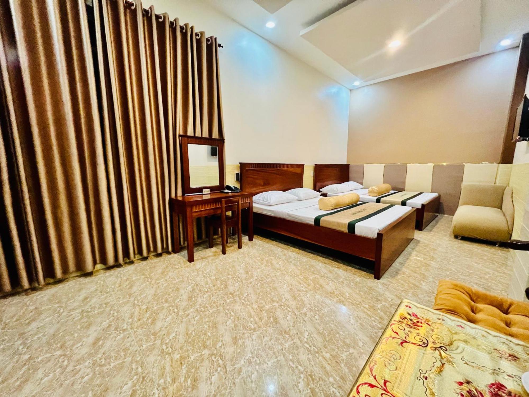Xuan Huynh 3 Hotel Soc Trang Exteriör bild